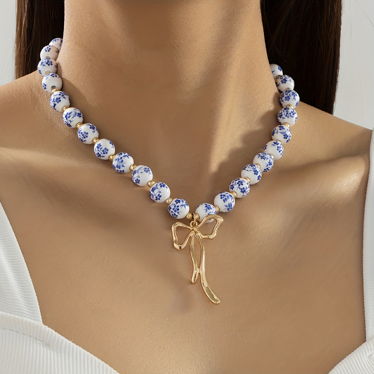 E-shop Elegante Temperament Keramik Blumenperlen und Porzellan Schleife Halskette Geeignet für Damen Tägliches Geschenk Partykleidung