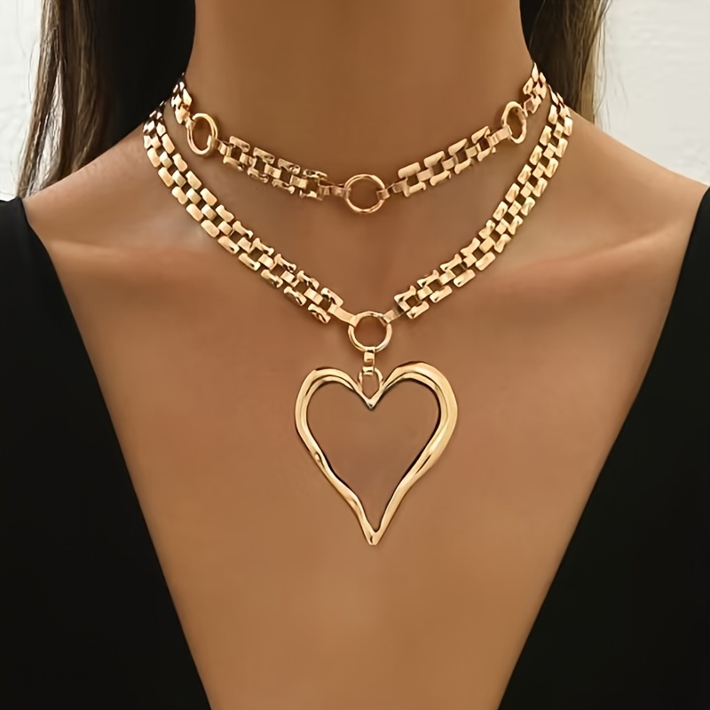 TEMU A New Women's Spring And Summer Necklace Featuring An Irregular Heart-shaped Hollow Pendant, Designed For Everyday Commuting And Parties. It Has