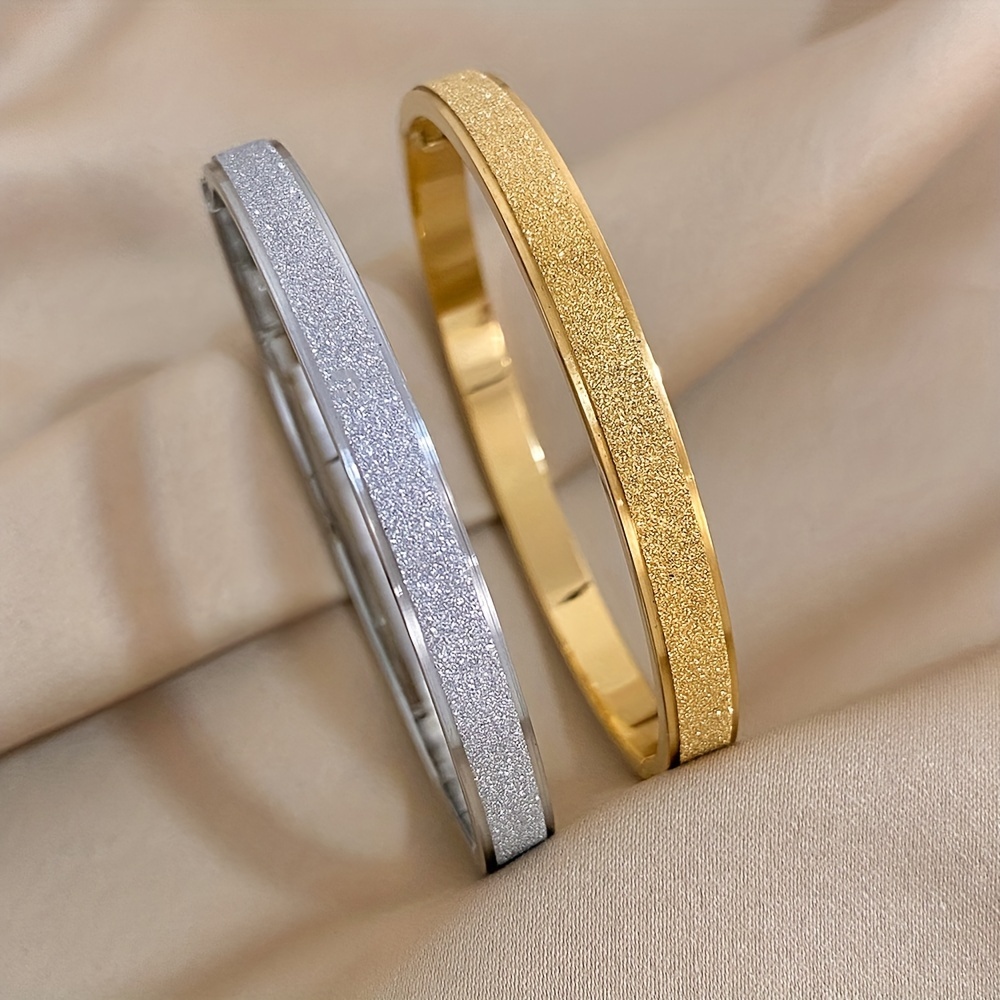 

Hot New Hot Selling Matte Stainless Steel Gold Plated Simple Fashionable Bracelet