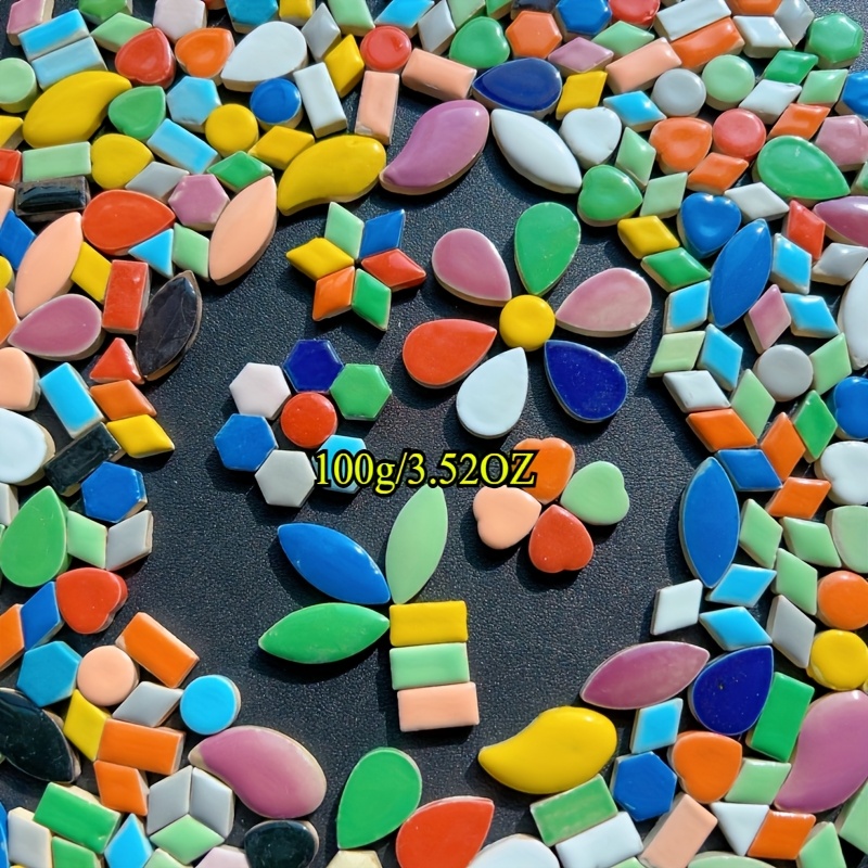 E-shop 100/200/500/1000g Mosaikset in Gemischten Farben. Verschiedene Farbige und Geformte Mosaikperlen für DIY-Puzzles, Bastelarbeiten usw.,
