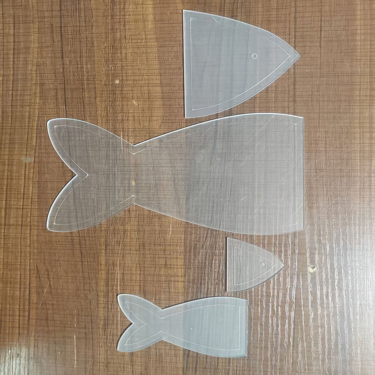 E-shop 4-teiliges Set Fischförmige Patchwork-Schablone, multifunktionale handgefertigte Acryl-Schablone, geeignet für Nähprojekte, Zeichenwerkzeug,