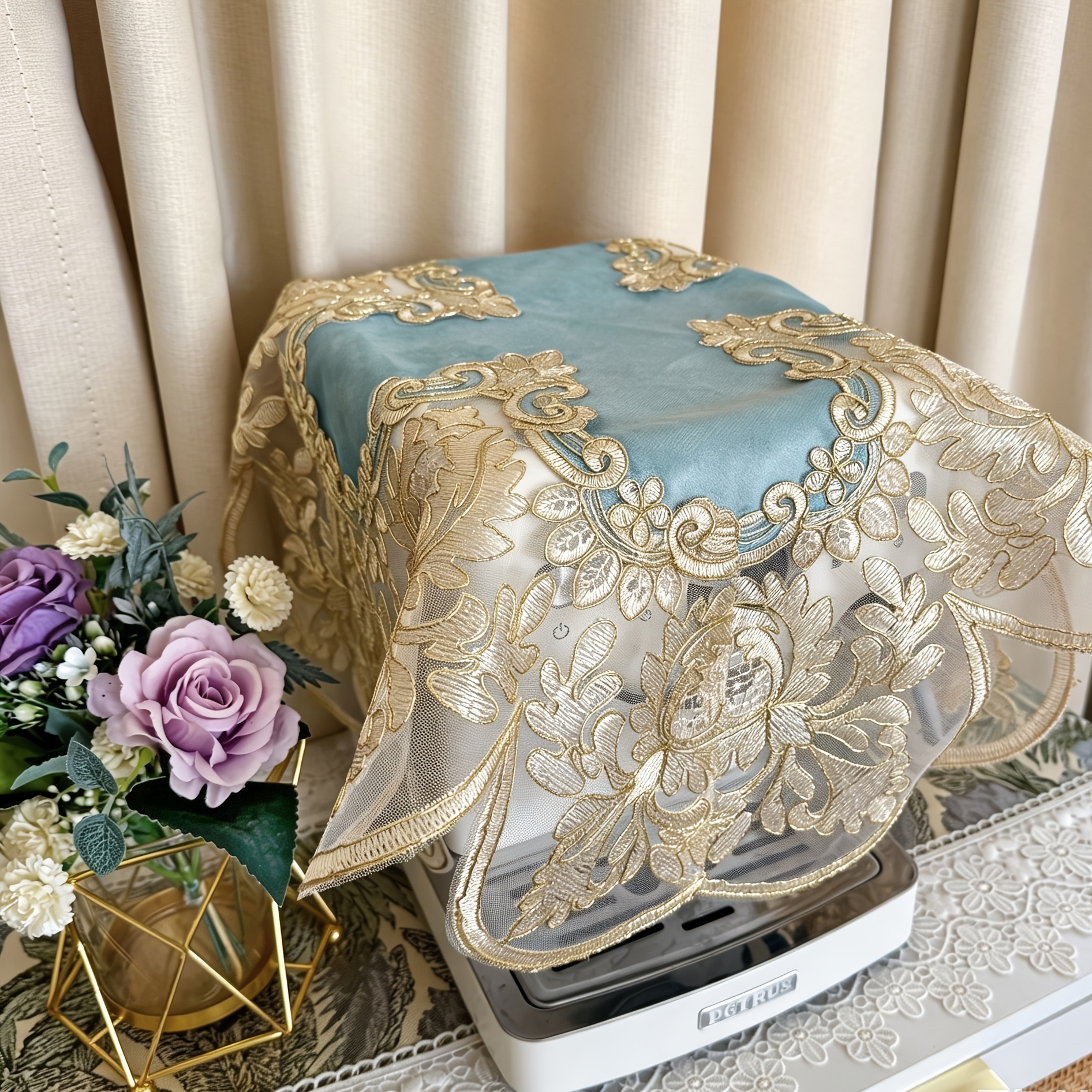 TEMU Single-piece Premium Velvet Square Lace Tablecloth, Home Decor Appliance Cover Cloth, Nightstand Dust Cover, Seasonal Floral Pattern Decorative
