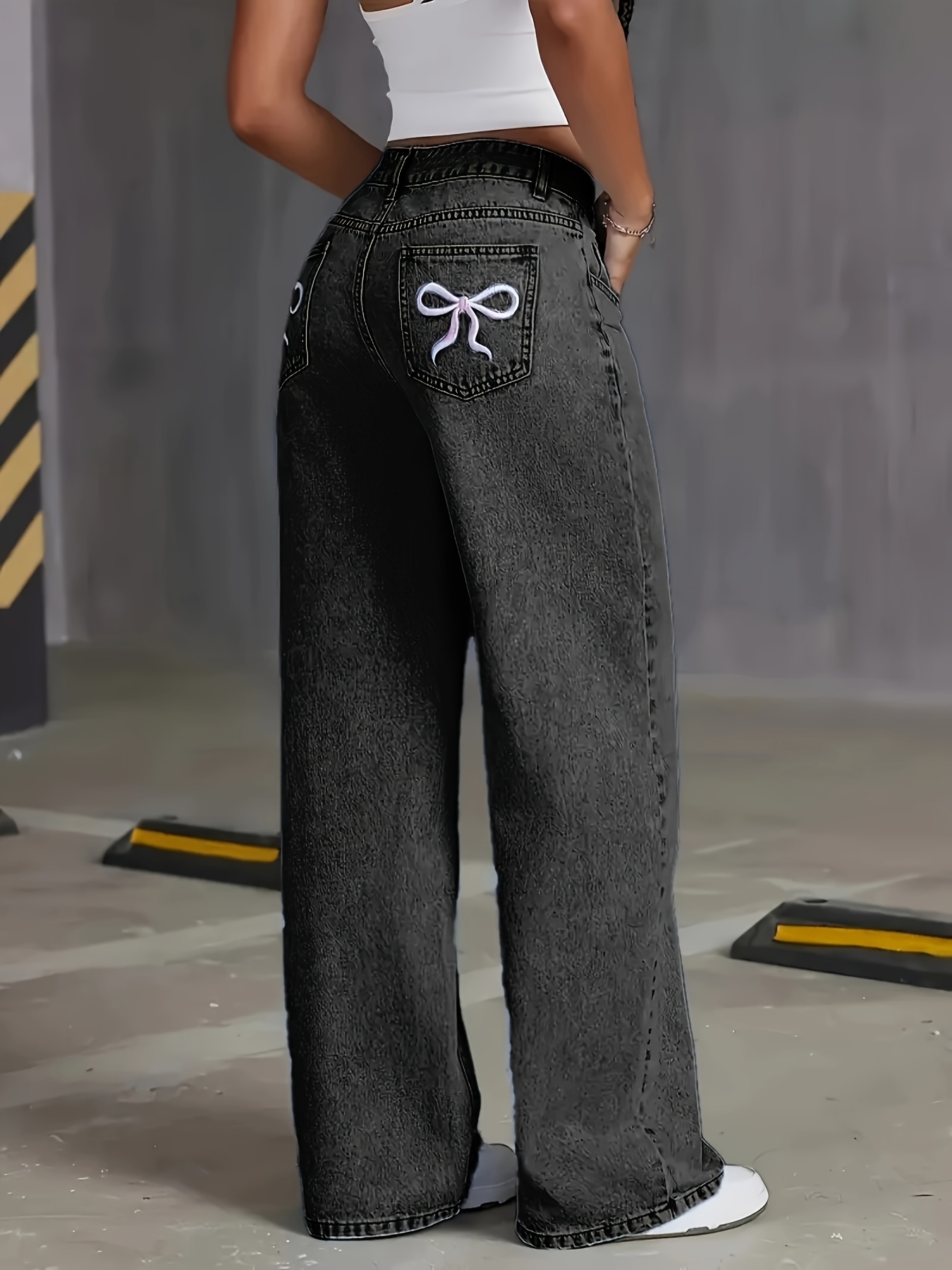 Women's High-Waisted Wide Leg Jeans with Embroidered Bow Detail, Light Blue Denim, Casual Loose Fit, Machine Washable, Comfortable Casual Attire