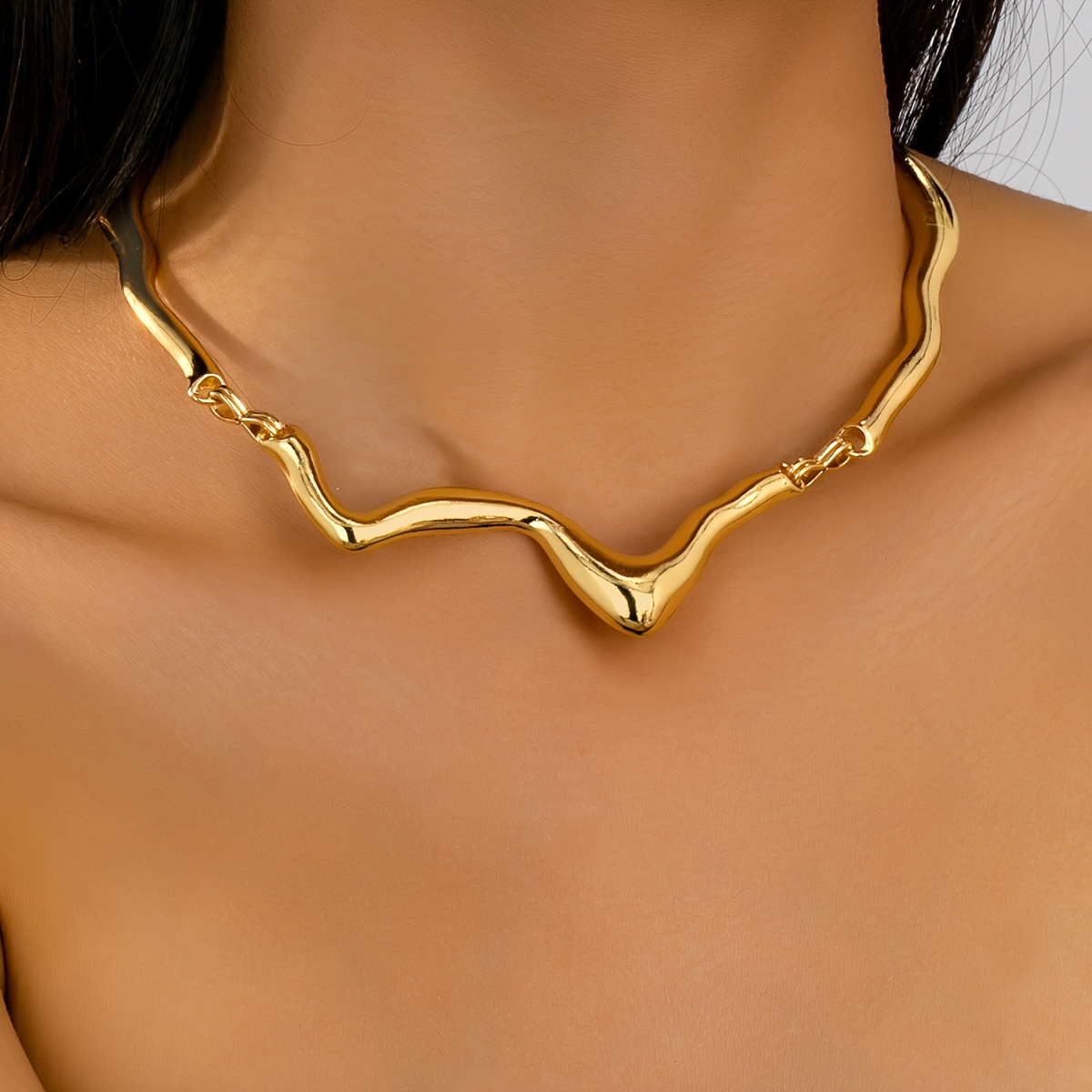TEMU A Versatile, Light Luxury, High-end Women's Metal Choker
