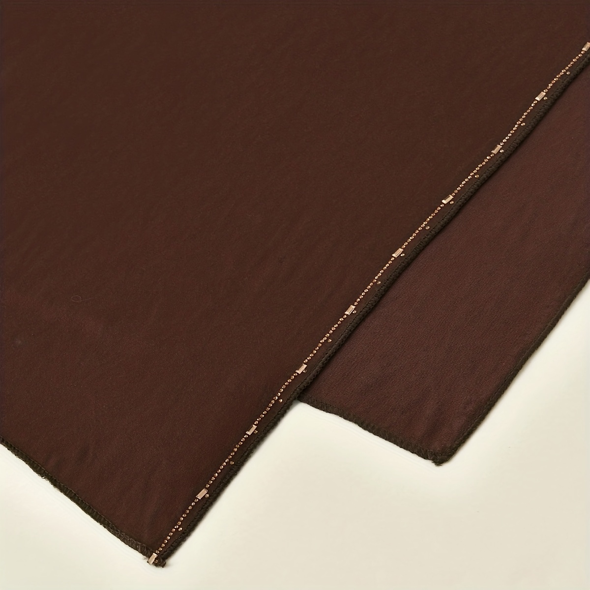 New Modal Solid Color Rhinestone Long Scarf Headscarf, Suitable for Muslim Women to Wear as a Hijab. Made of High-quality, Breathable, and Soft-touch Fabric, Available in Four Classic and Attractive Colors: Black, White, Khaki, and Coffee. Ideal for