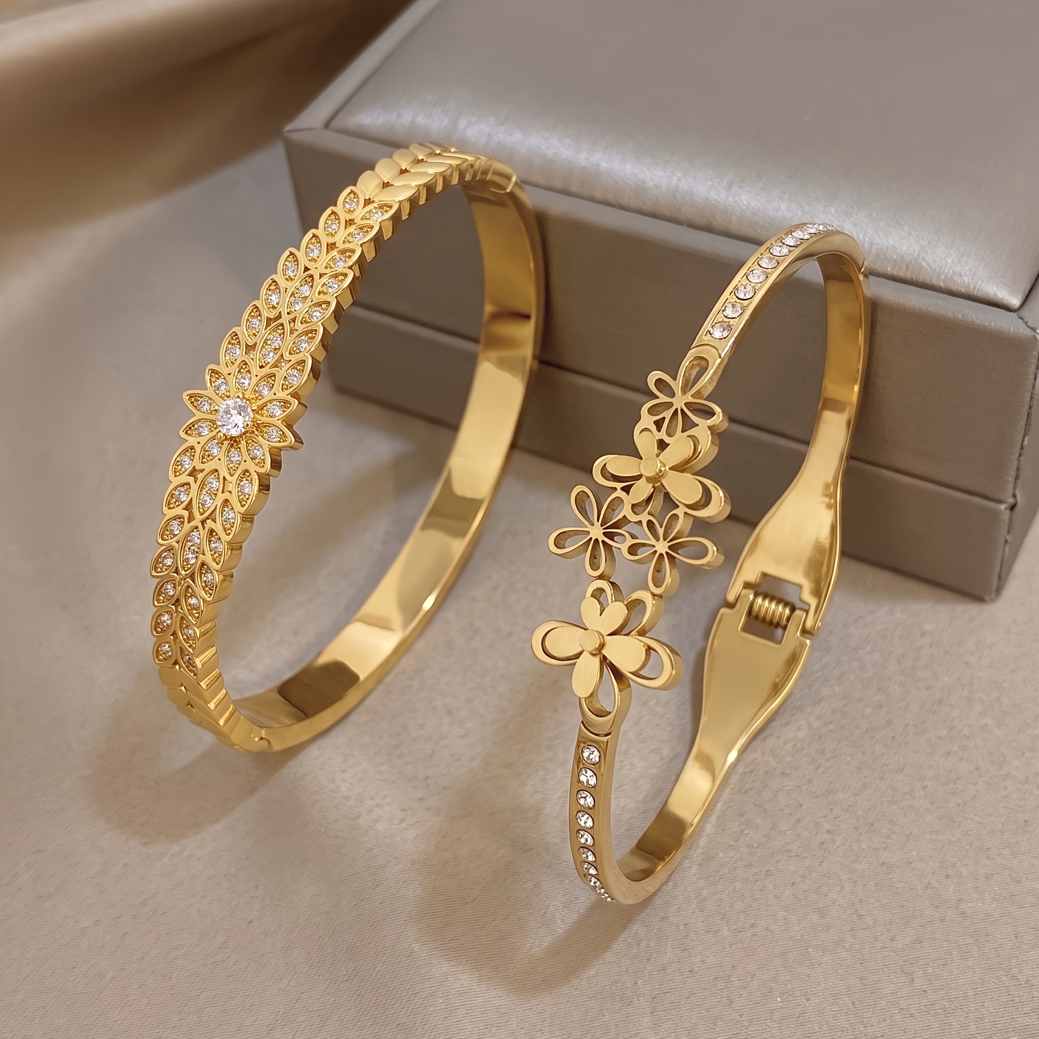 2pcs Unisex 18K Golden Plated Exquisite Bangle, High-End Design
