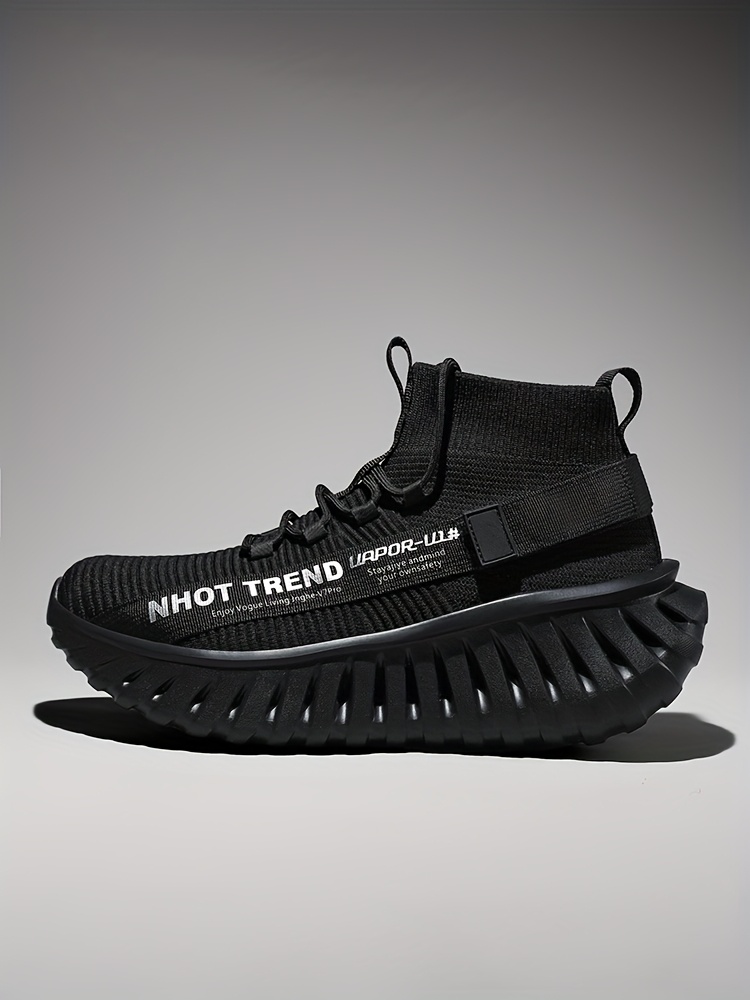 Men's Lightweight Sneakers with Non-Slip Rubber Sole, Low-Top Dad Shoes for All-Day Comfort, Suitable for Fitness, Running, and Walking. Features Lace-Up Design, Durable Nylon Upper, Versatile for Casual and Formal Wear, Trendy and Stable Fit