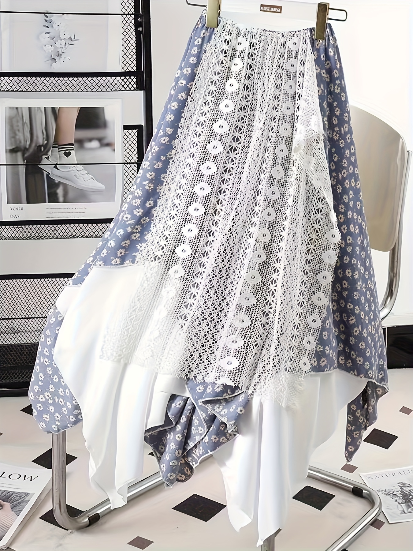 Chic Light Blue Lace Floral Skirt, Mid-Length Irregular A-Frame Design with Contrast Lace Detail - Versatile All-Season Fashion Accessory