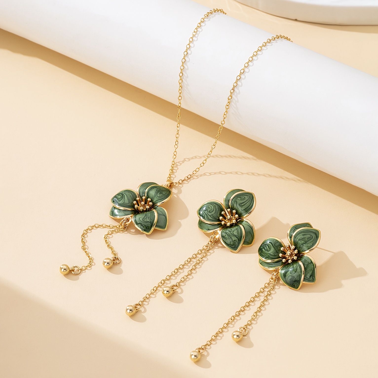 TEMU 2pcs Women's Fashion Suit Temperament Light Luxury Premium Handmade Green Double -petal Flower Tassel Line Pendant Necklace Earrings Jewelry Set