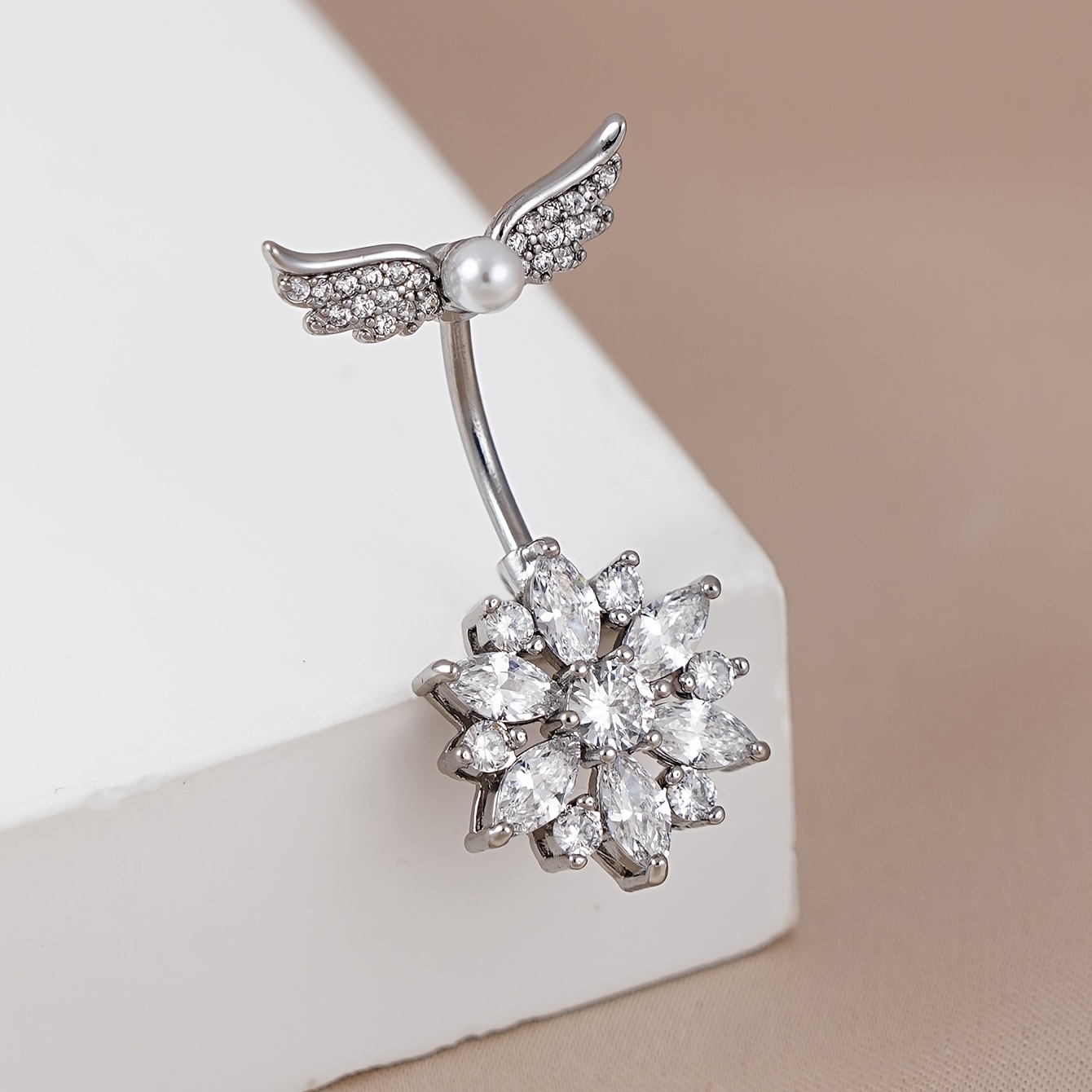 TEMU 1pc Elegante Colgante de Zirconia Sintética Floral con , Anillo de Perforado, Adecuado para el Uso , Vacaciones y Adiciones de Joyería para el