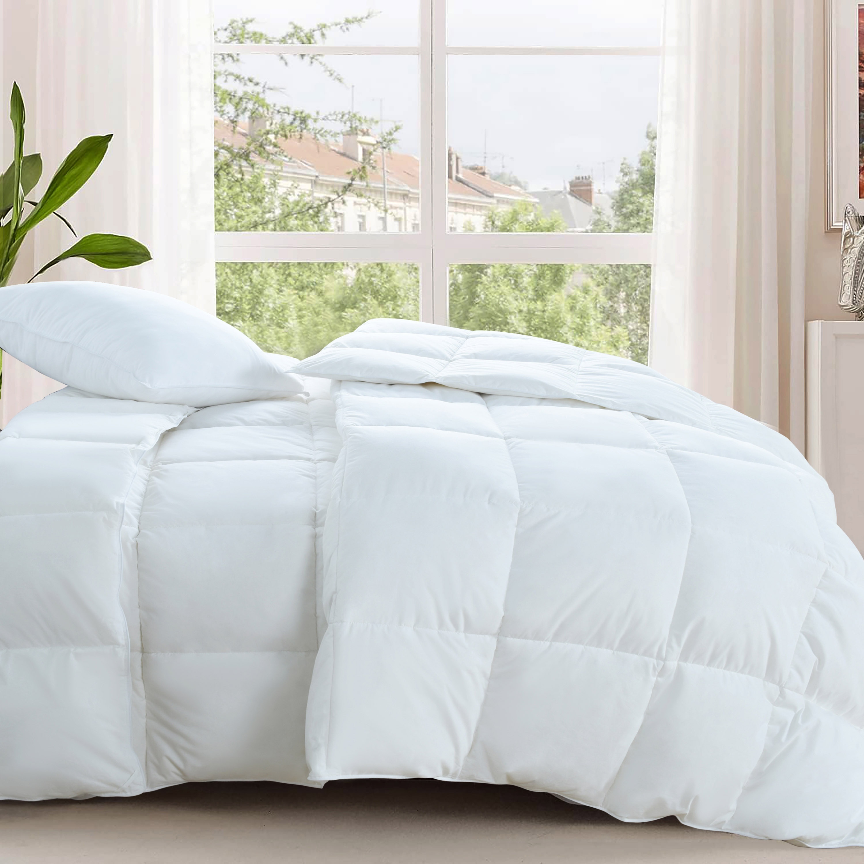 

Feather Down Comforter, Luxurious Quilted Bedding Duvet Insert With 100% Cotton Shell, Lightweight Fluffy Hotel Bedding Comforter For All Season Medium Warmth