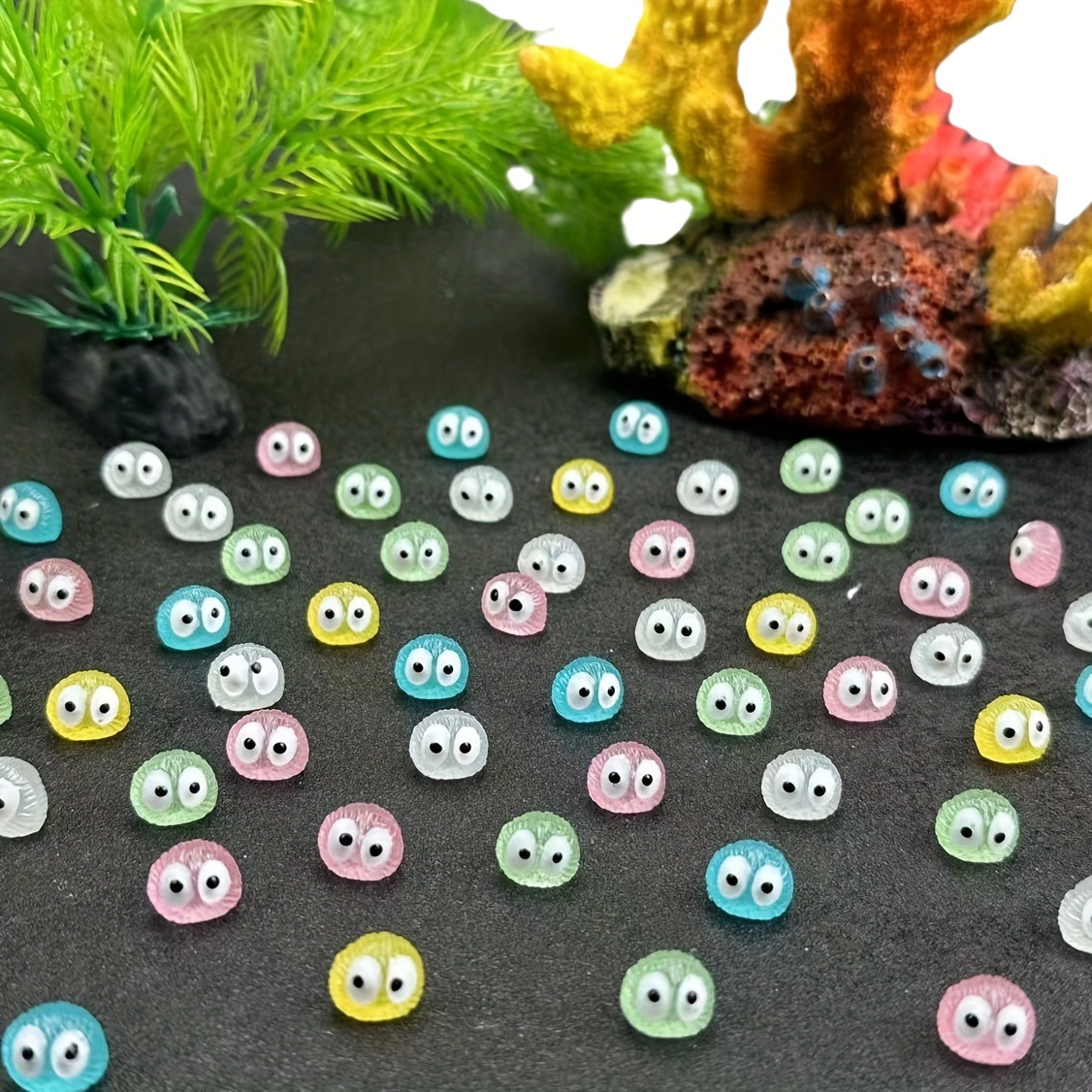 

50pcs Resin Luminous Firefly Stones, Glow In The Dark Pebbles For Garden, Indoor/outdoor, Aquarium, Walkways, Driveways, Flower Pots, Fish Tanks Decor