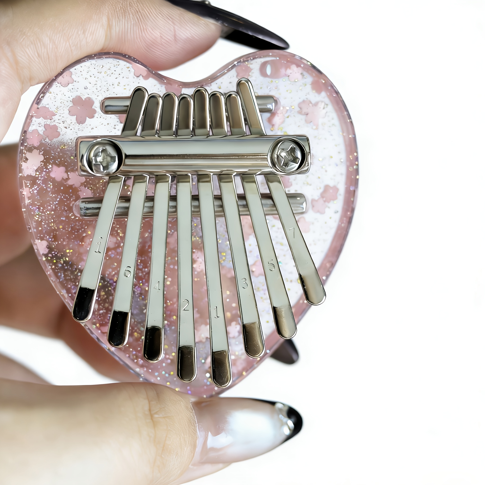 TEMU Love-shaped 8-key Cherry Kalimba Pendant, Easy To Carry, No Odour, Cute Musical Instrument Pendant Key Chain Accessory, A For Gifts