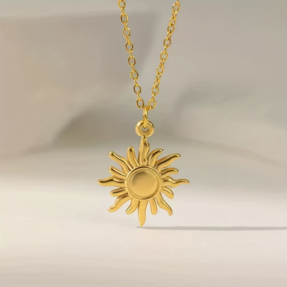 New Minimalist Sunflower Pendant Necklace For Women, A That Embodies Positivity And