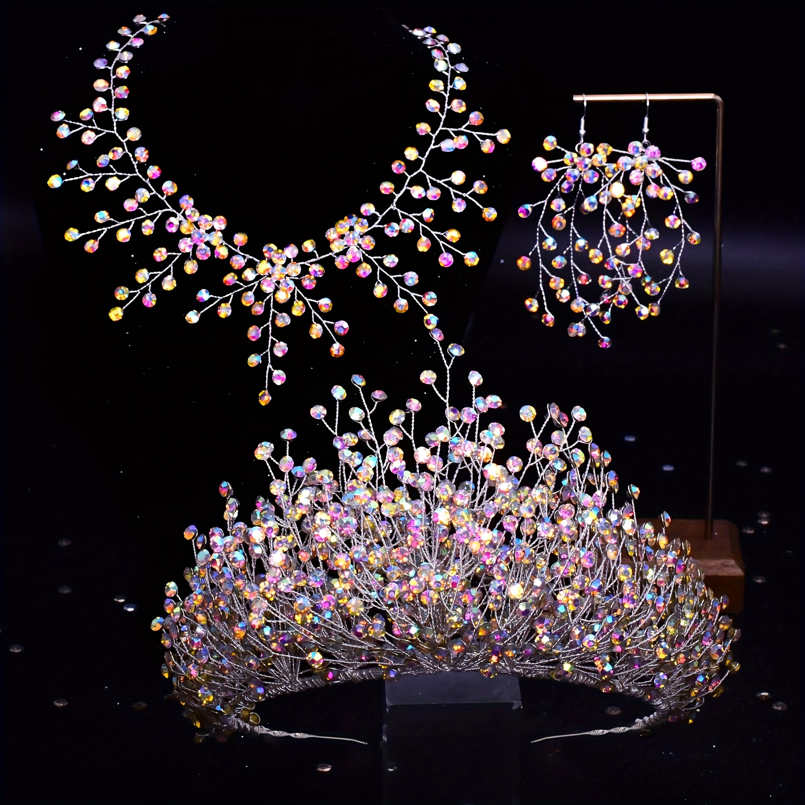 TEMU Set de Incluyendo una Lujosa Corona , Collar y Aretes en Estilo para