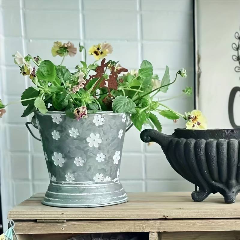 Deko Pflanzkübel Vintage Blumentopf Aus Resin – Retro Deko Figur, Vintage Pflanzgefäß Für Drinnen & Draußen, 17x19,5x29,5 Cm, Wetterfest