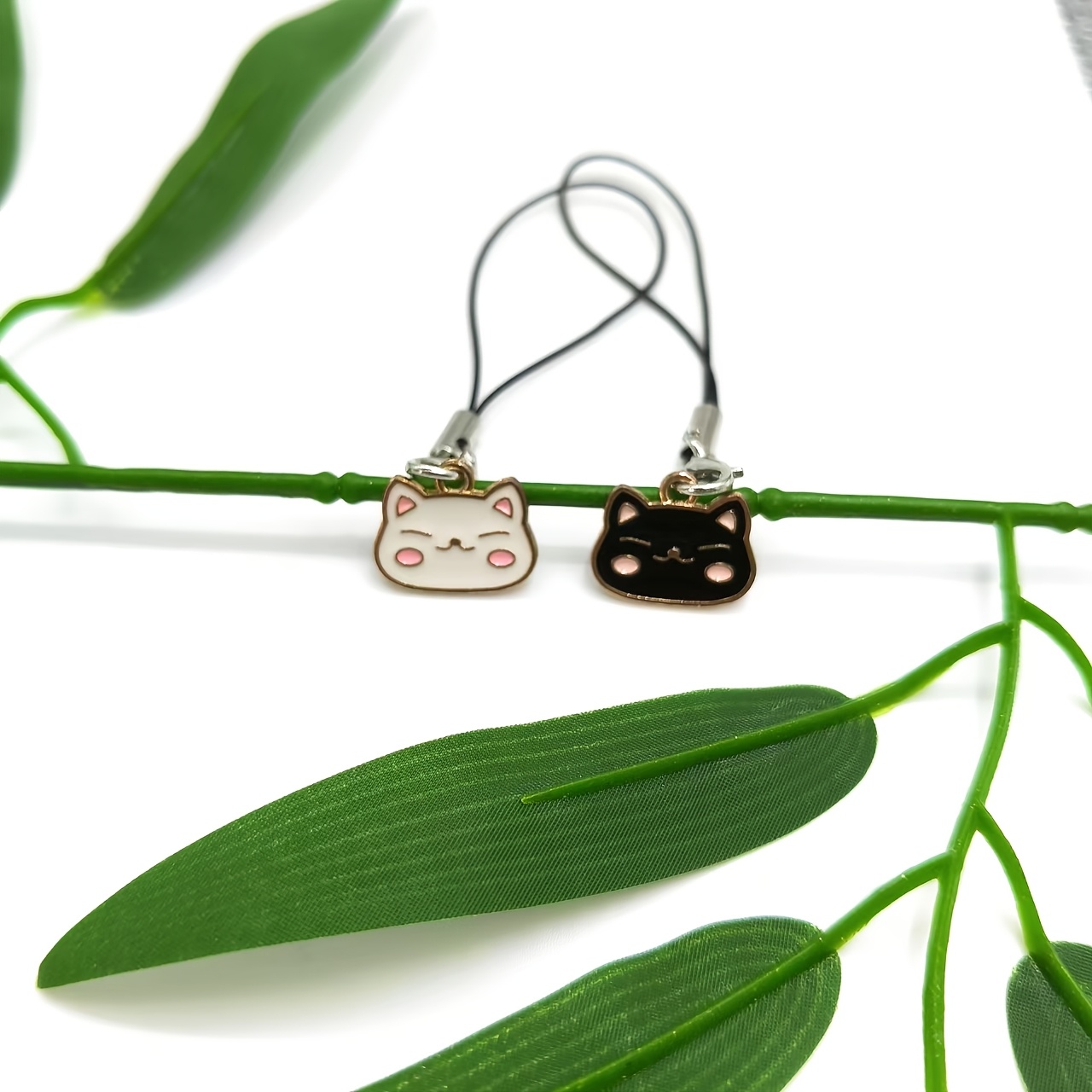 Smiling Cat Big Head Phone Charm