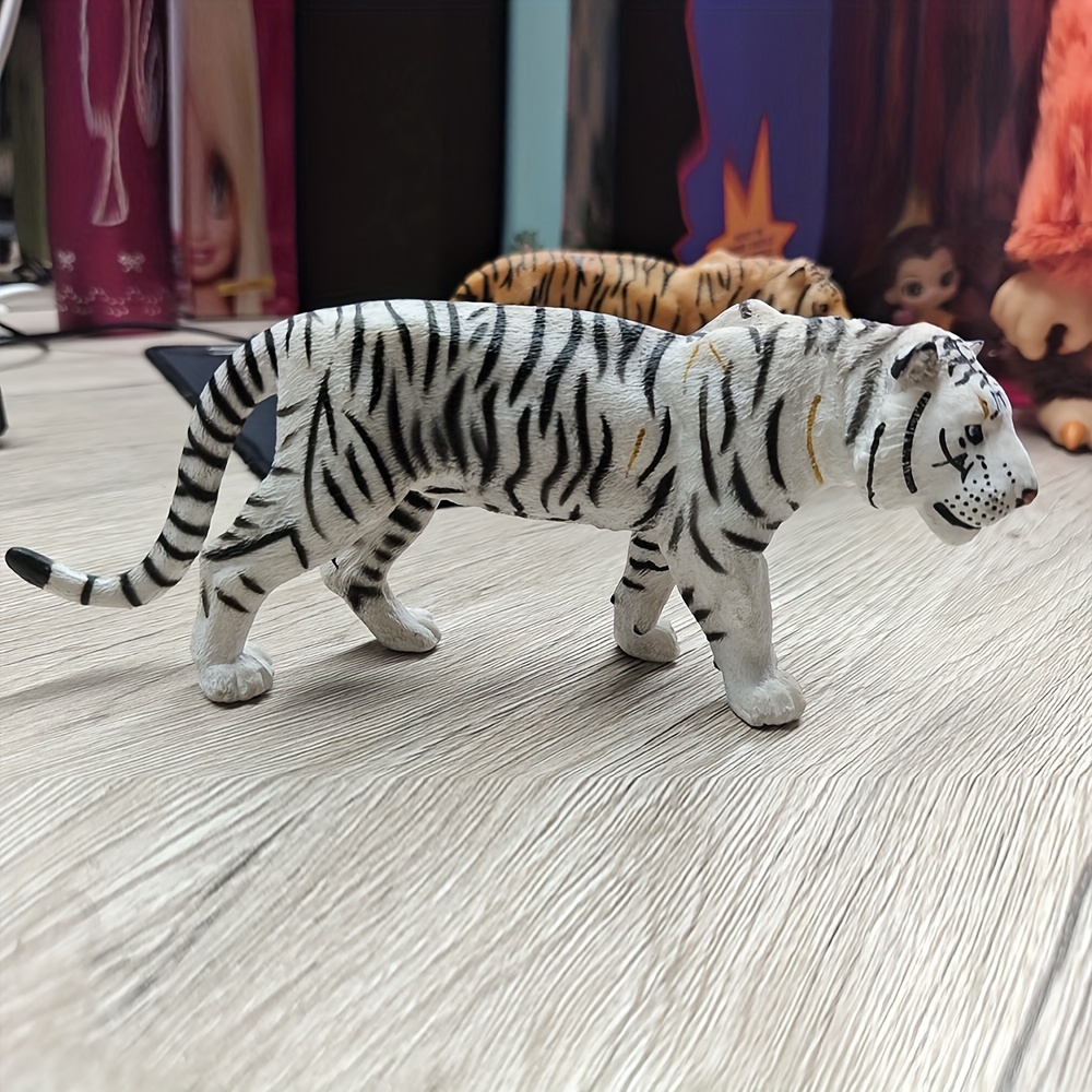 希少 虎 置物 鉄製 全長23cm 高さ10cm 彫刻 美術 Tiger 希少 虎 置物 鉄製 全長23cm 高さ10cm 彫刻 美術 Tiger