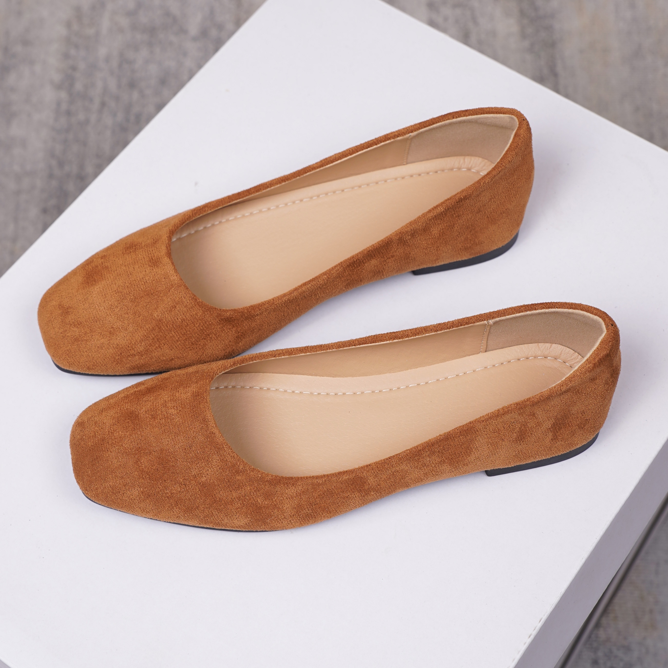 

Single Head Fashion Women's Shoes Flat Shoes