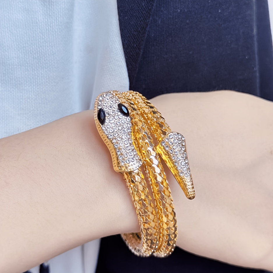 TEMU A Fashionable And Elegant Inlaid Rhinestone Snake Shaped Design Winding Bracelet For Women's Fashion Accessories