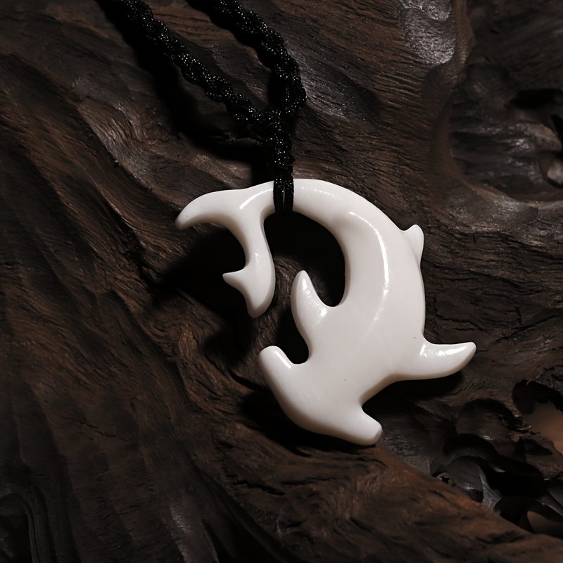 Image of Gx136 New Zealand Maori Primitive Tribal Totem Amulet Pendant Shark Yak Bone Necklace Handmade Pendant Jewelry