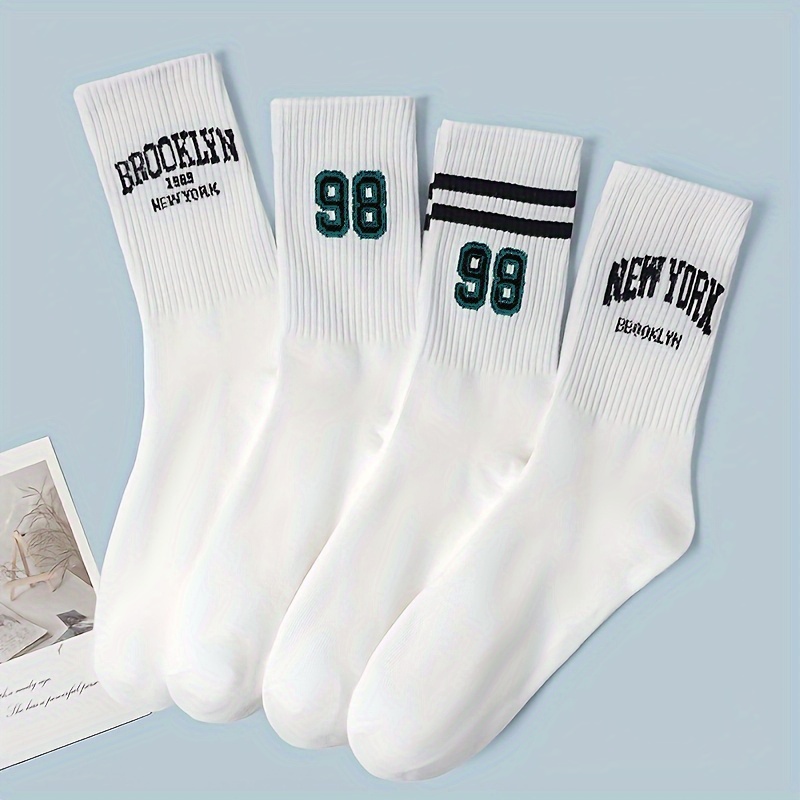 E-shop 4 Paar Damen Mid-Calf Socken mit trendigen englischen Buchstaben-Designs, geeignet für Casual Sport und Basketball, Unisex, weich, bequem,