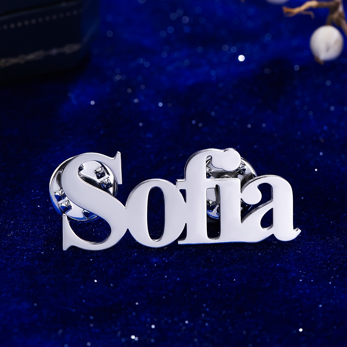 

Elegant Stainless Steel "" Name Brooch Pin, Versatile Fashion Accessory For Women, Casual Wear, Parties, And Christmas Gift , Jewelry