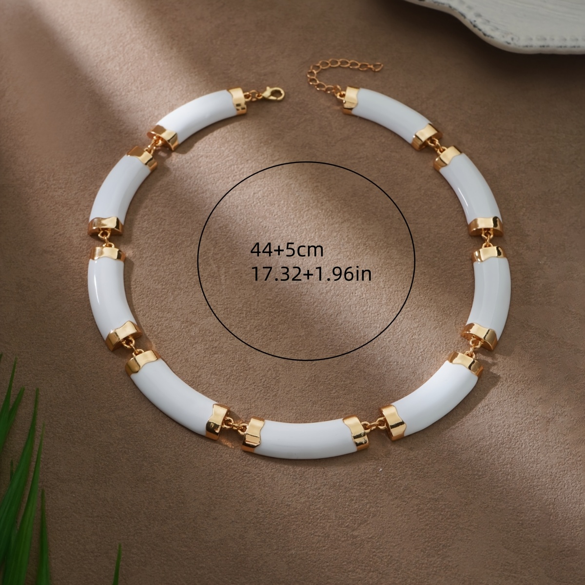 Women's White Oil Drop Geometric Irregular Rectangle Statement Necklace