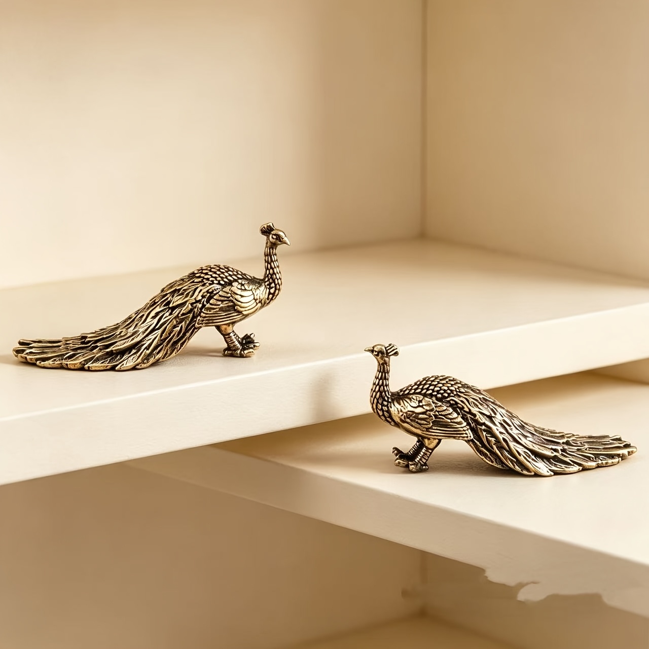 TEMU 2pcs Retro Peacock Desktop Decorations Crafts Desktop Decorations Birthday Gifts, Office Shelves Desktop Computer Decorations, Halloween Scene