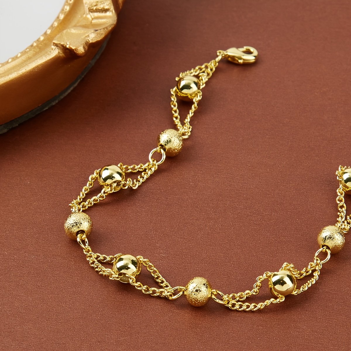 E-shop Handgefertigtes goldenes Perlenarmband mit kleinen goldenen Kugeln – Doppellagige Perlen, elegant, geeignet für den täglichen Gebrauch,