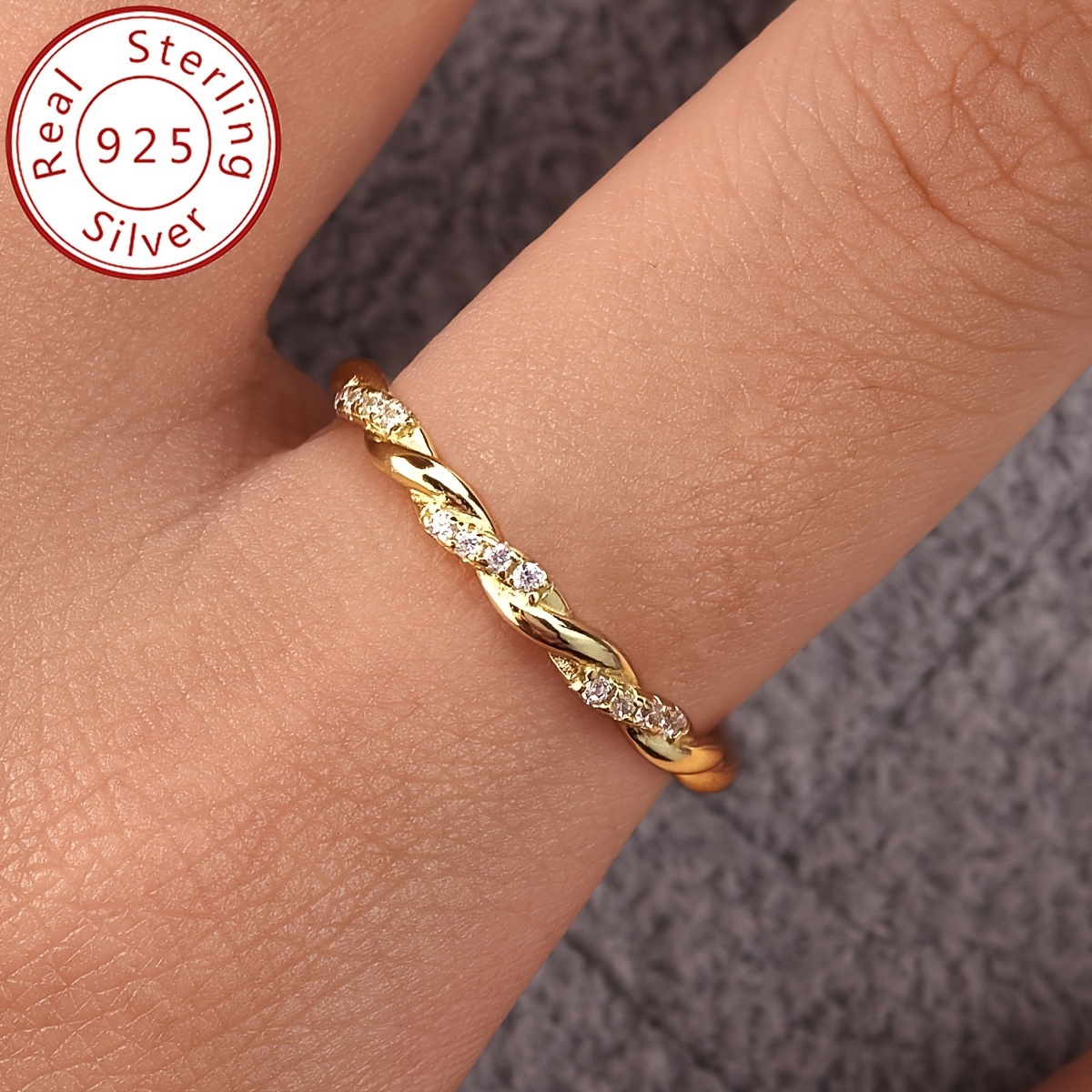 Women's Twist Ring in s925 Sterling Silver