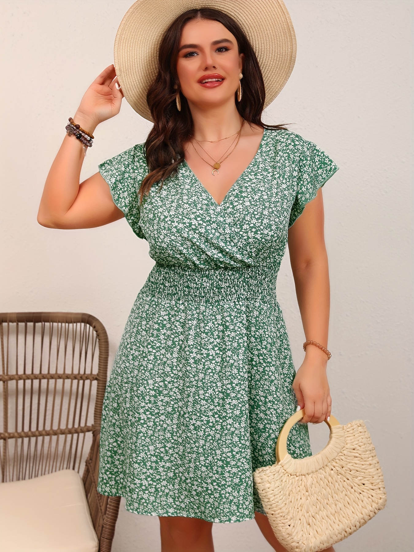 Robe longue fleurie, col V devant et dos Rose