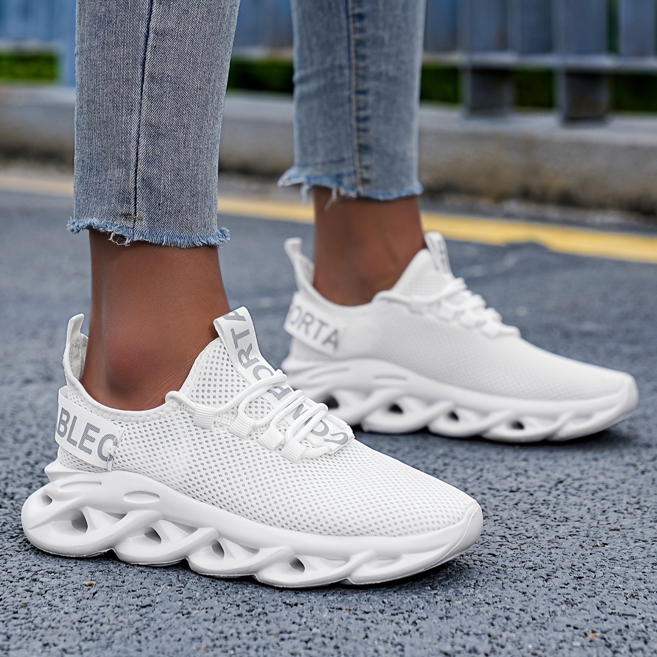 

Women's Breathable Mesh Platform Sneakers, Casual Lace Up Outdoor Shoes, Comfortable Low Top Running Shoes