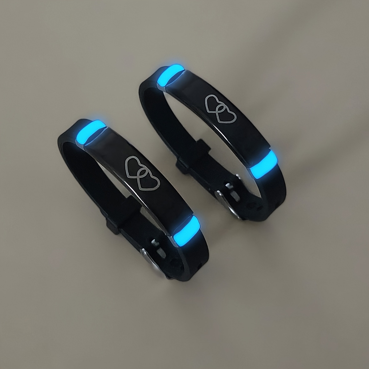 E-shop 2er-Set Leuchtende Herz-zu-Herz Elegante und Avancierte Paar-Armbänder
