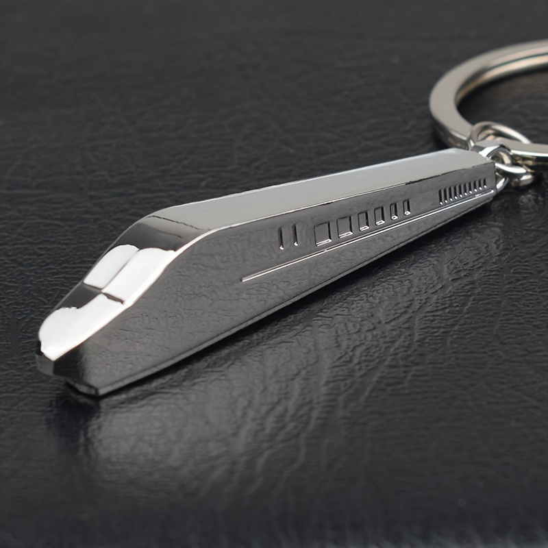 

Keychain For Men, Customized Creative Train Keychain, Small Gift