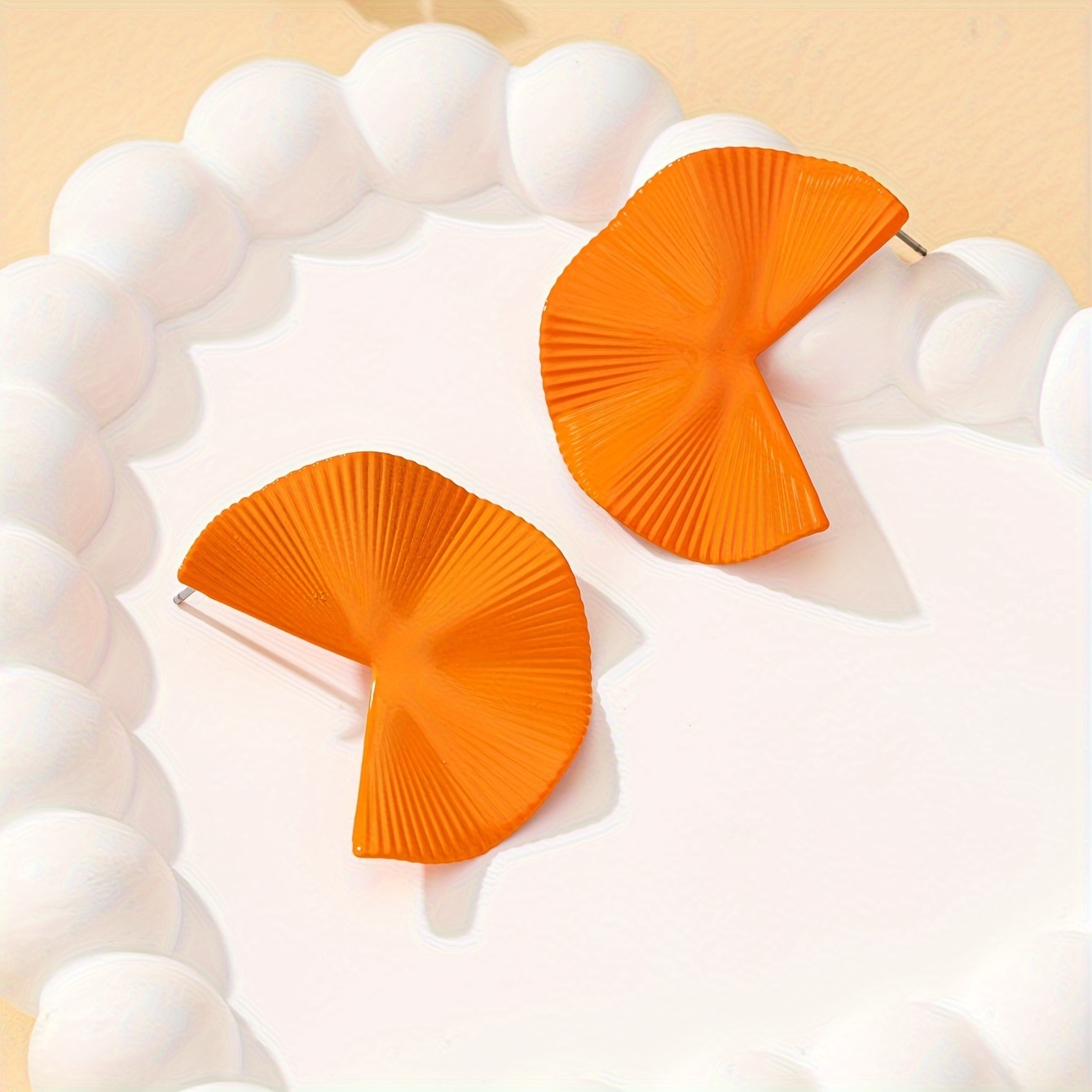 Minimalist Scalloped Stud Earrings for Everyday & Vacation Wear