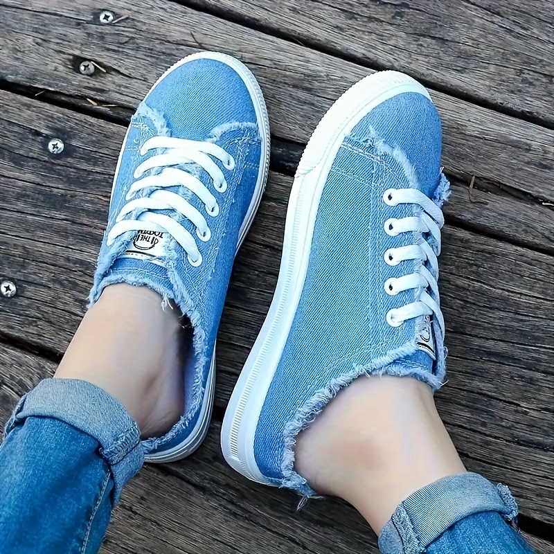 Women's Distressed -Style Low-Top Sneakers Lace-Up Frayed Hem Shoes with  White Laces Round Toe Casual Walking Shoes for Jeans Outfits,, Casual 