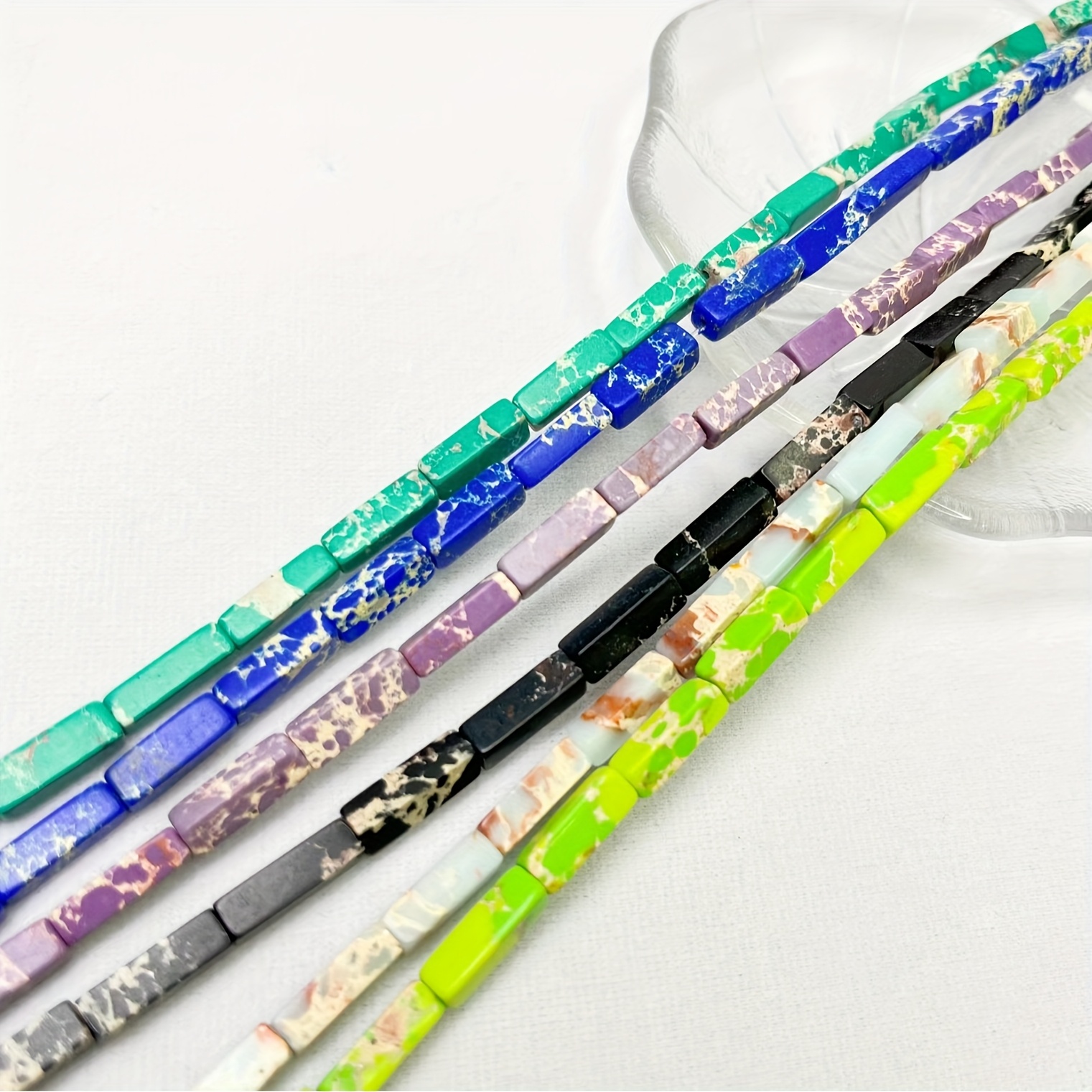 E-shop Ca. 105 Stk. 13x4mm gemischte Farben rechteckige synthetische Röhrenperlen - lose Edelsteinperlen für DIY-Schmuckherstellung in verschiedenen