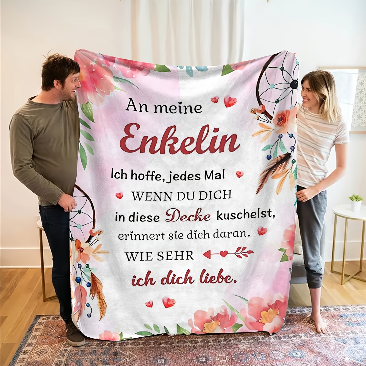 Image of A Flannel Blanket By Grandma To Her Granddaughter, Perfect For A Nap, Suitable For Summer Air-conditioned Bedrooms, Beds, Sofas, Outdoor Camping, And Bathrooms