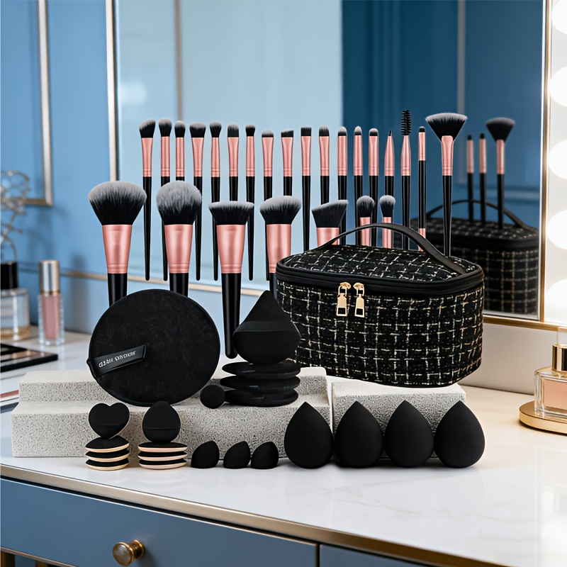 TEMU This 48pcs Christmas Makeup Brush Collection Features An Incredibly Soft Concealer Brush And A Sponge For Blush And Contour, Ensuring A Perfect Makeup Application. Designed For Types, Dry Or Wet