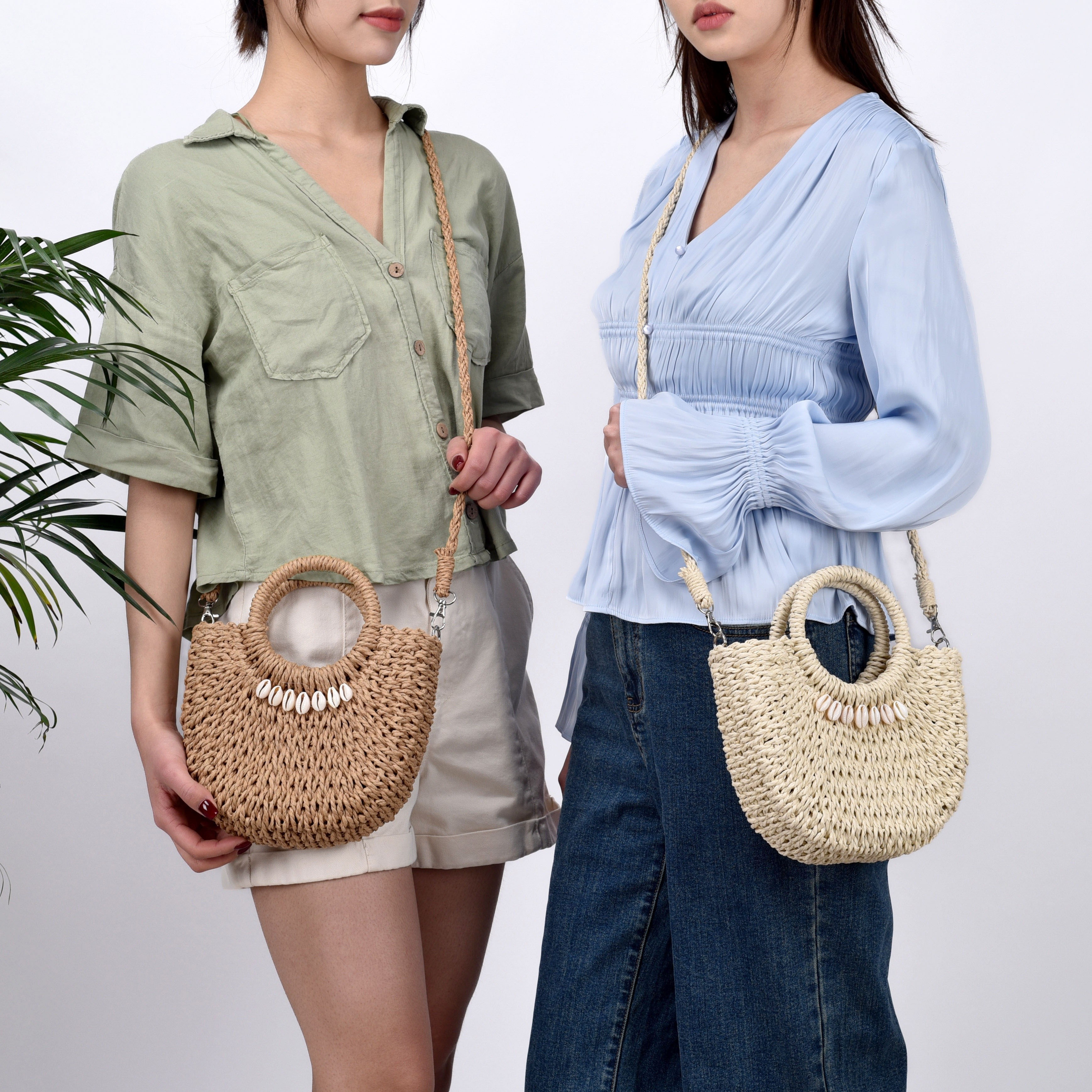 

Handmade Woven Straw Bag, Shell Semicircle Beach Handbag, Vacation Street Braided Beach Bag Crossbody Handbag