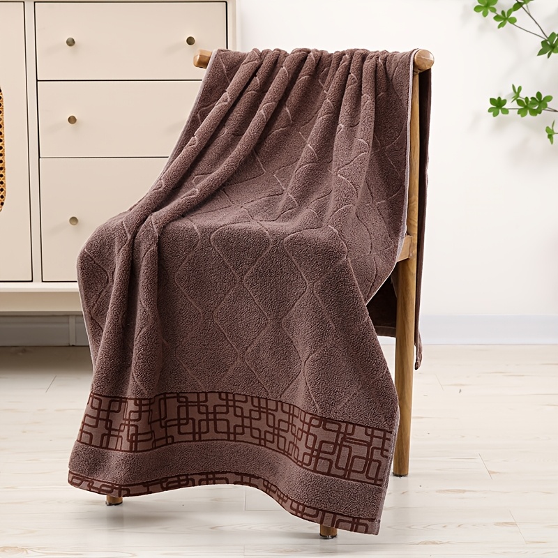 1pc Jumbo 100% Cotton Bath Towel - Oversized Luxury Bath Sheet With Retro Geometric Pattern, 400 Gsm & Absorbent, Suitable For Home, Spa, Travel - Ideal Christmas Gift (hand Wash Only)