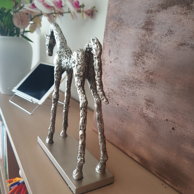 1pc of Resin Silvery Vintage Silvery Horse Ornament | Artistic Craft Table Decoration for Living Room, Entrance, Study, Home Decor, Long-legged Horse Modern Sculpture
