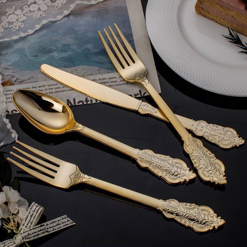 a set of heavy duty disposable golden plastic silveryware 150 300 600 pieces 50 100 200 plastic forks 50 100 200 plastic spoons and 50 100 200 plastic knives suitable for parties restaurants and weddings