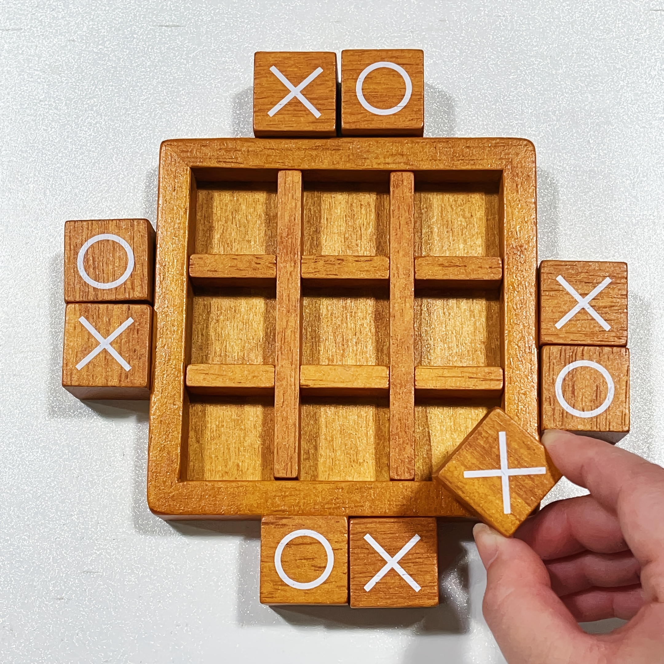 juego   de xo de cruz de madera con 9 bloques de construcción y una base -   para noches de juegos familiares y decoración   |   para mesas de café, salas de estar, regalos de navidad y   detalles 1