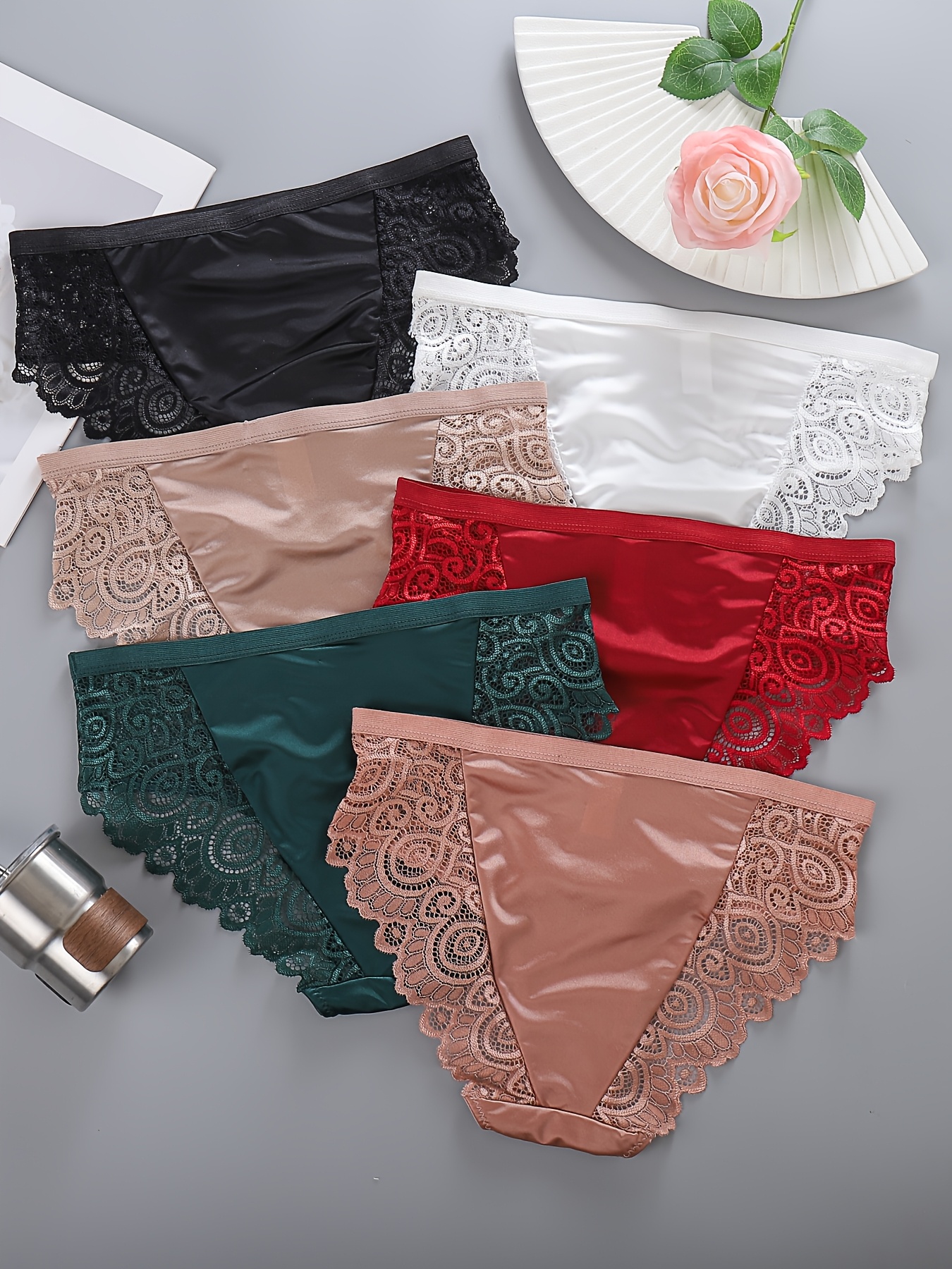 6-Pack Floral Mid-Rise Women'S Panties -Stretchy, Comfortable, And Breathable Underwear Featuring Contrasting Floral Accents, A Solid-Color Mid-Rise Design, And A Smooth Texture; Suitable for Yoga, Workouts, And Casual Sports.