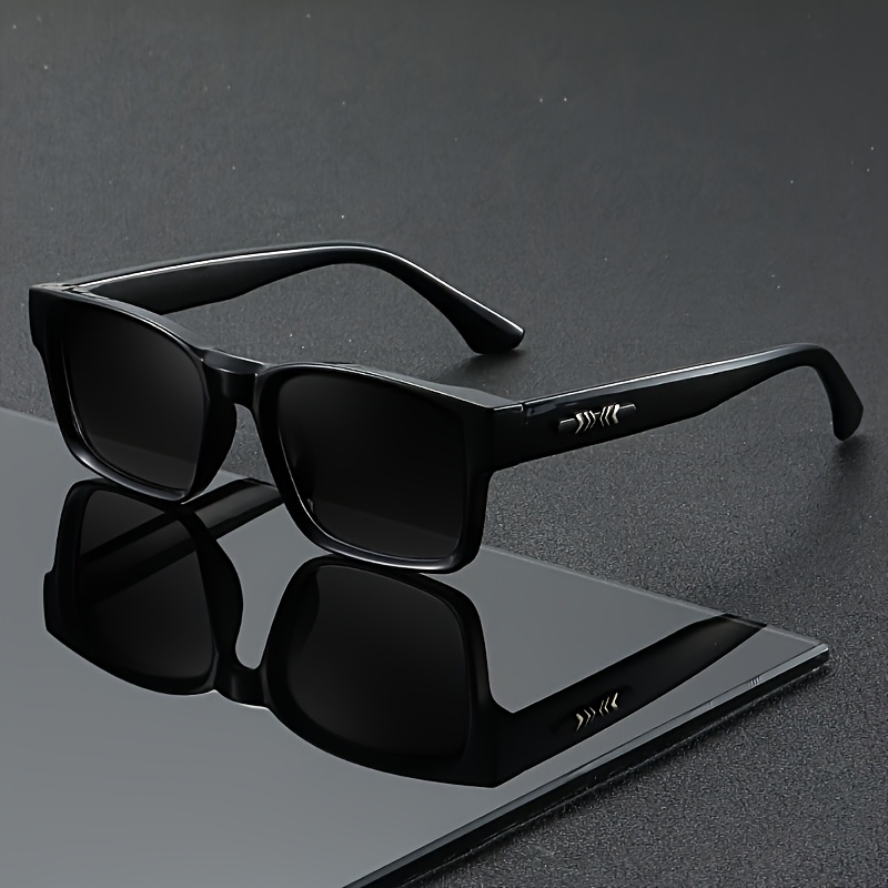 Image of Retro Trendy Fashion Glasses - Classic Square Is In Colors, , Everyday Decorative Glasses For Men And Women