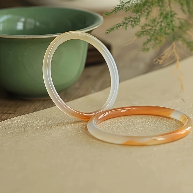 Women's Elegant Natural Stone Bangle, Transparent Ice Pattern