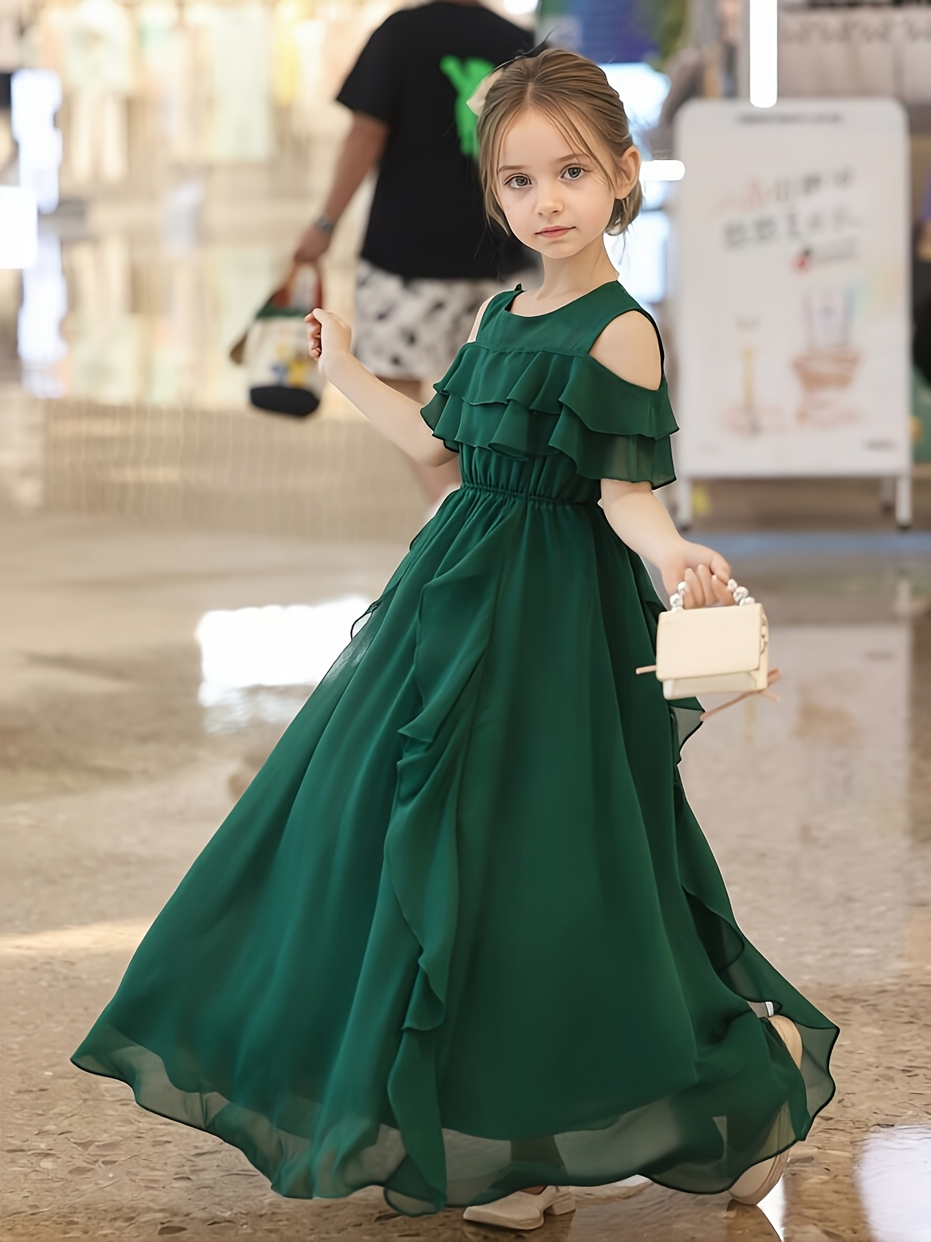 green dress girls sold on Temu Canada