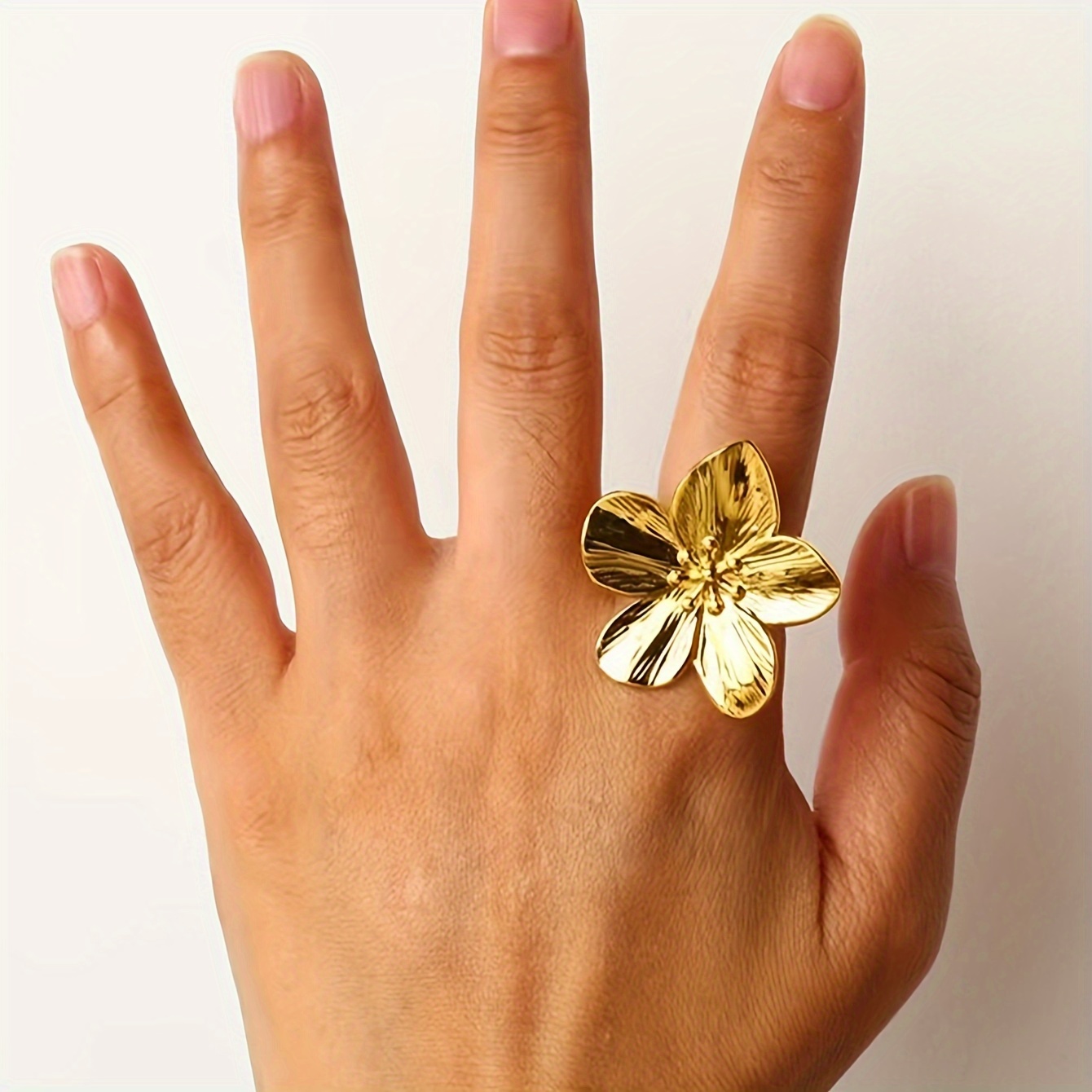 

Bohemian Style Flower Ring, Adjustable Geometric Statement Faux Jewelry, Plated, Elegant Floral Design In Golden And Silvery Color